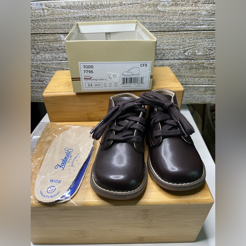 Footmates Leather Toddler Shoes Size 3.5